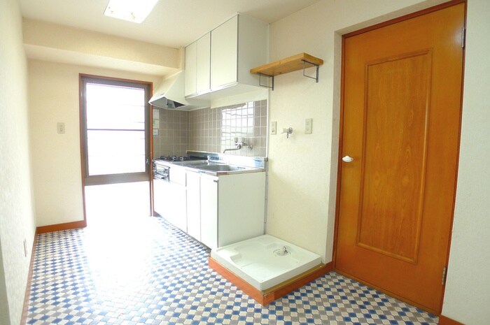 コスモ壱番館の物件内観写真