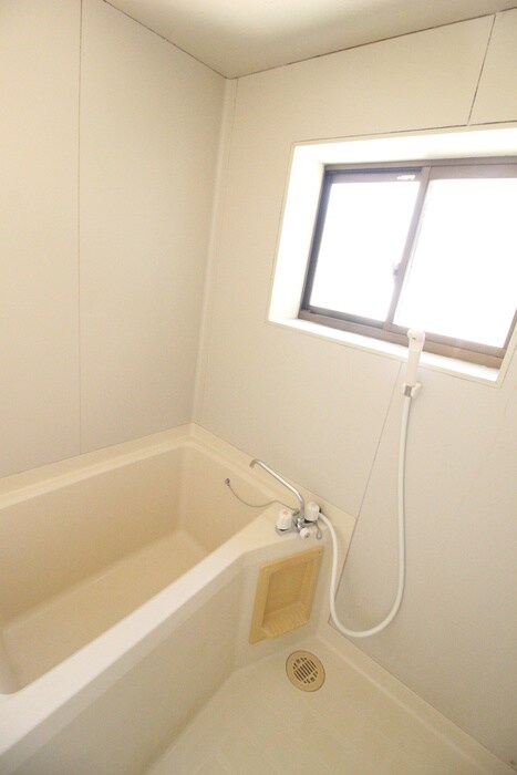 やわらぎハイツ（中）の物件内観写真