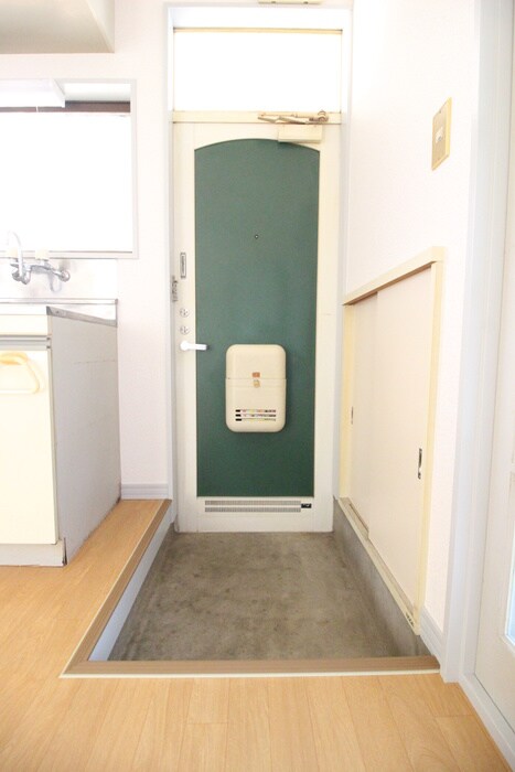 やわらぎハイツ（中）の物件内観写真