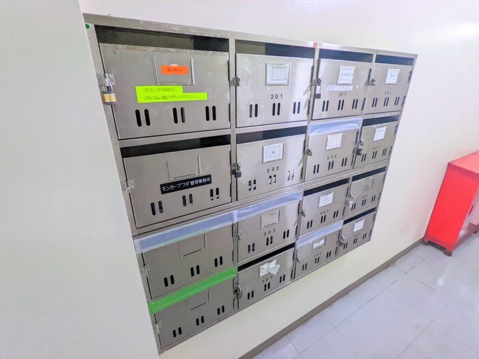 モンカ－ブワダの物件外観写真