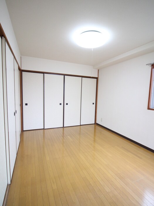 モンカ－ブワダの物件内観写真