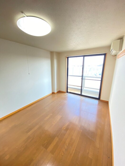 タカツハイランドの物件内観写真