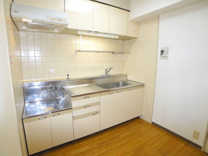 エステ－トシンサダの物件内観写真