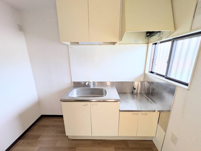 スペ－スガ－デン日高の物件内観写真