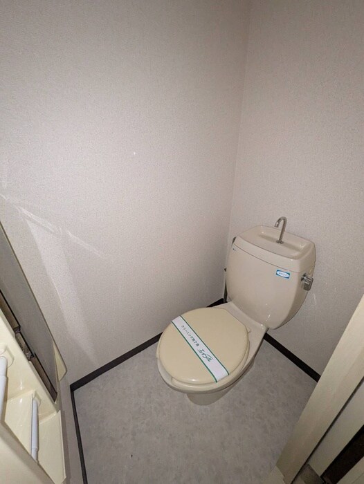 スペ－スガ－デン日高の物件内観写真