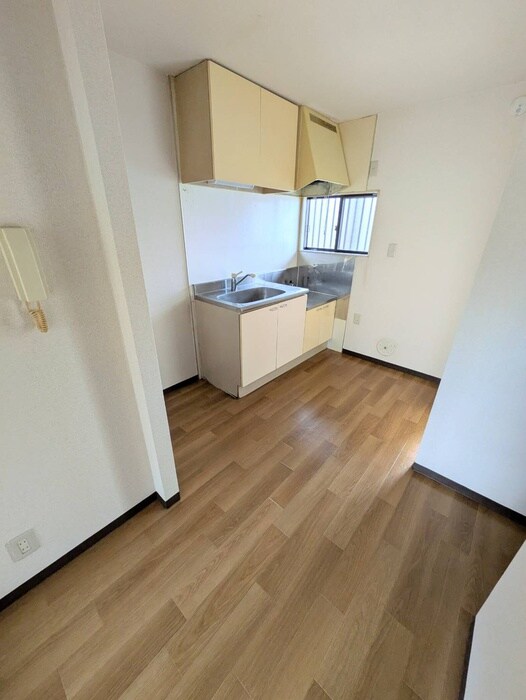 スペ－スガ－デン日高の物件内観写真