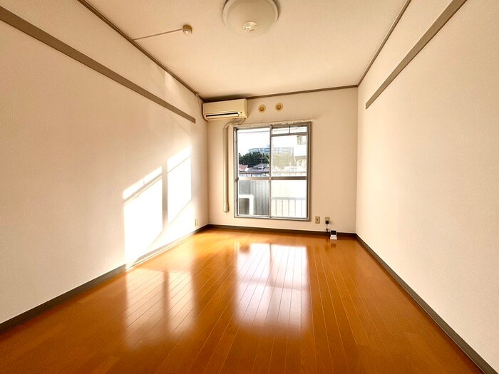 ハイツアベニュー本棟の物件内観写真