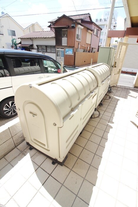 ベルシテイ川口の物件外観写真