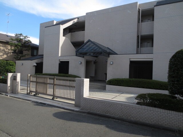 ＲＵＳＳＥ桜上水の物件外観写真