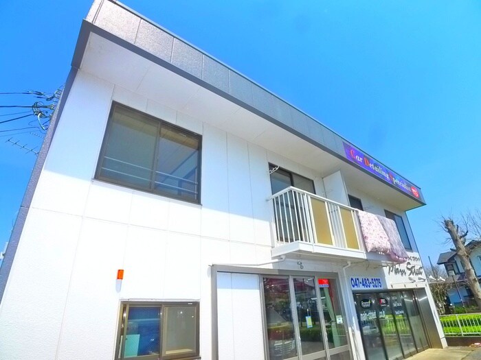 メインストリートの物件外観写真