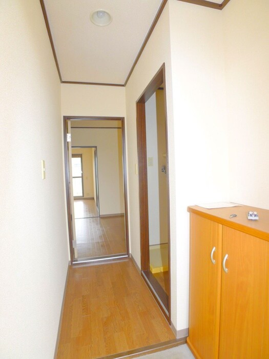 メインストリートの物件内観写真