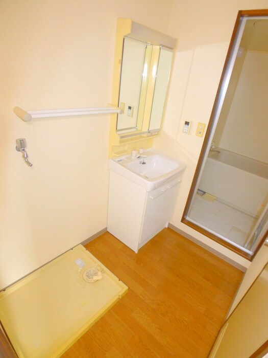 メインストリートの物件内観写真