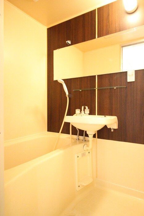 サン・クレ－ル横浜南Ａの物件内観写真