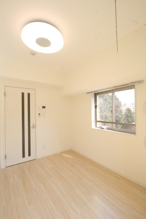 ラフィーネ音羽（西棟）の物件内観写真