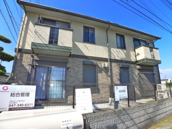 ルミナスビラＢの物件外観写真