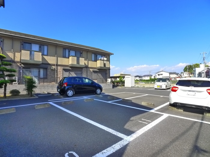 ルミナスビラＢの物件外観写真