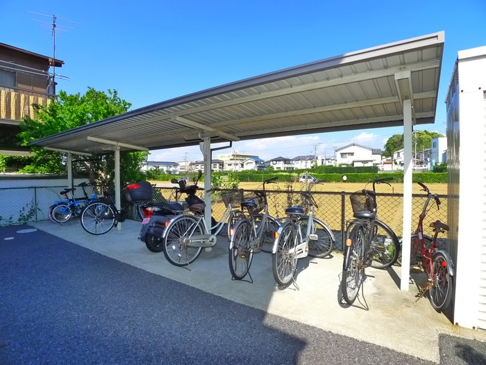 ルミナスビラＢの物件外観写真