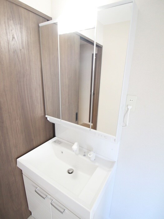 ロイヤルハイツ金子Ⅰ号棟の物件内観写真