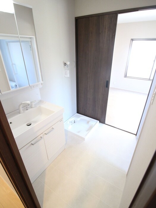 ロイヤルハイツ金子Ⅰ号棟の物件内観写真