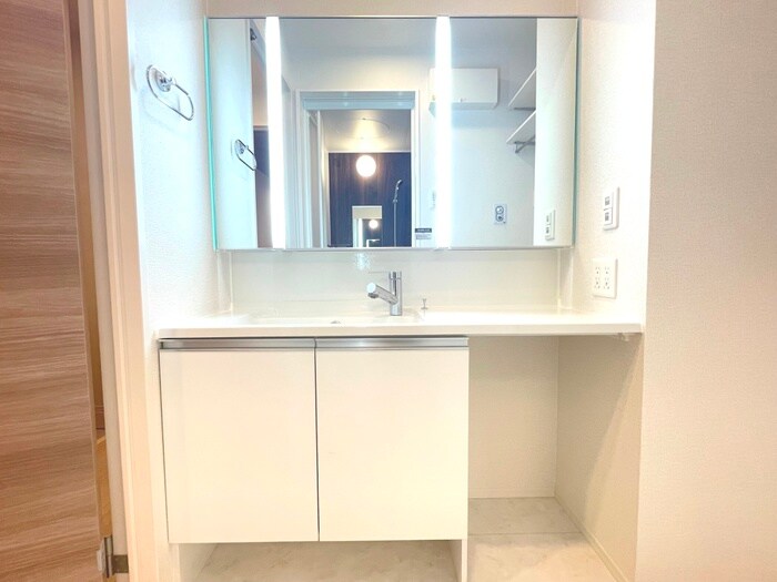 グラナーデ加賀の物件内観写真