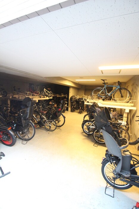 ﾊﾟｼﾌｨｯｸﾚｼﾞﾃﾞﾝｽ目黒本町の物件外観写真