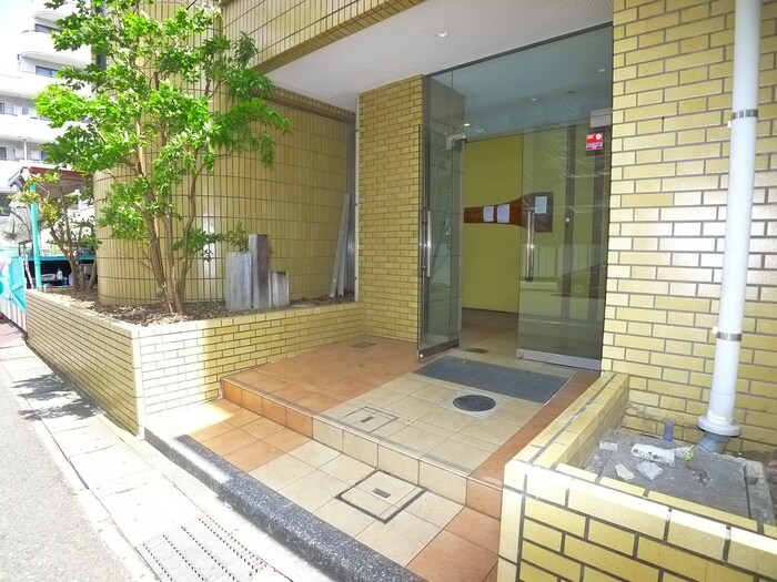 市川クロ－バ－ハイツ吉野の物件外観写真