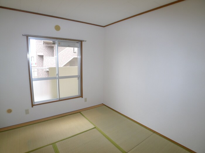 市川クロ－バ－ハイツ吉野の物件内観写真