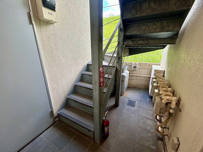 ソリッド大倉山の物件外観写真