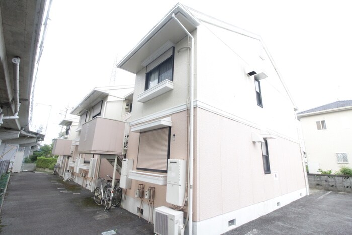 エステ－ト山室の物件外観写真