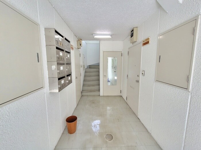 ホワイトハウス優の物件外観写真