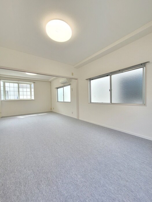 ホワイトハウス優の物件内観写真