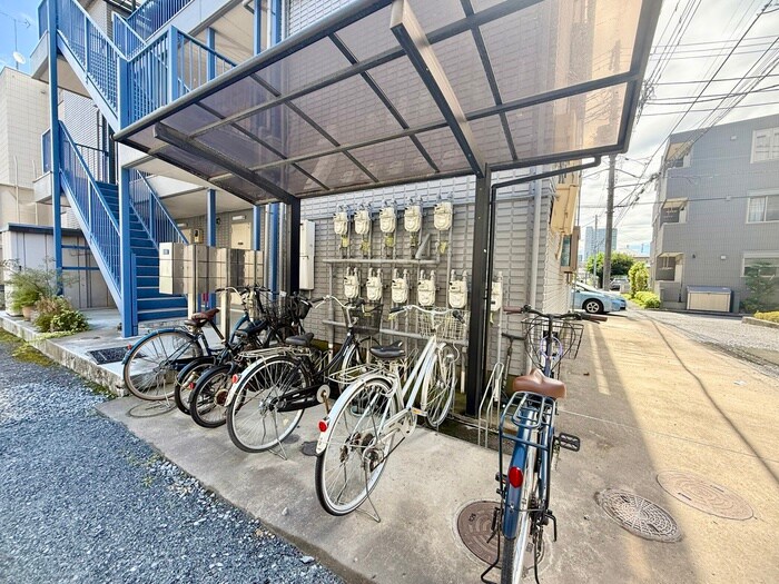 マロン８２４（３０３・３０５）の物件外観写真