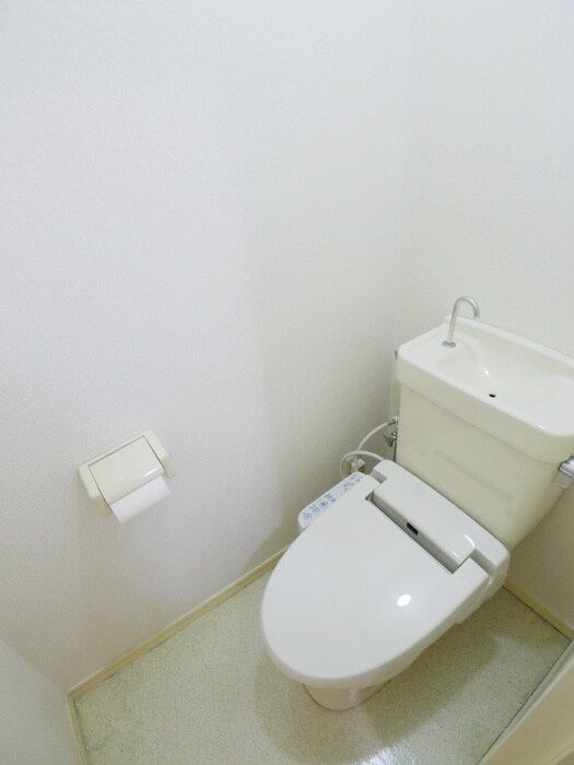 マロン８２４（３０３・３０５）の物件内観写真