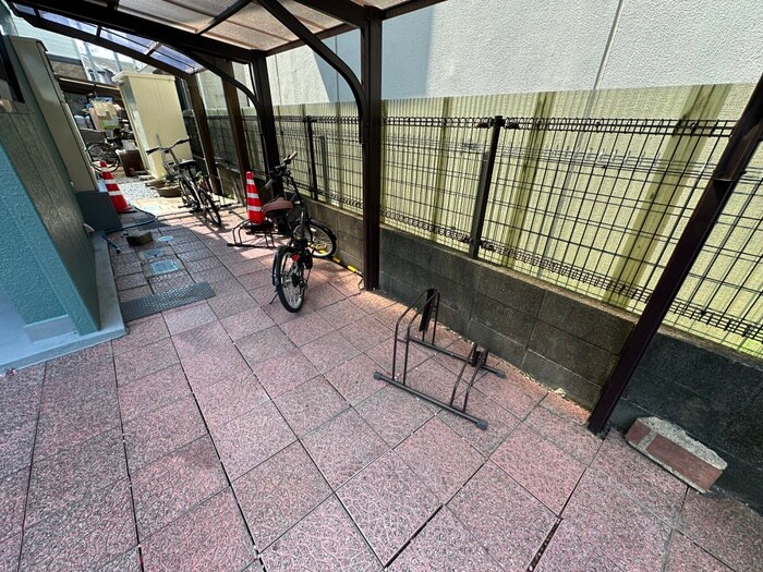 メゾンドエトワールの物件外観写真