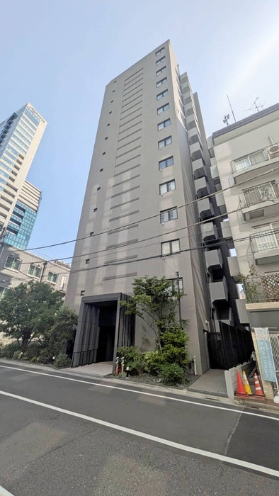 レフィールオーブ代々木の物件外観写真