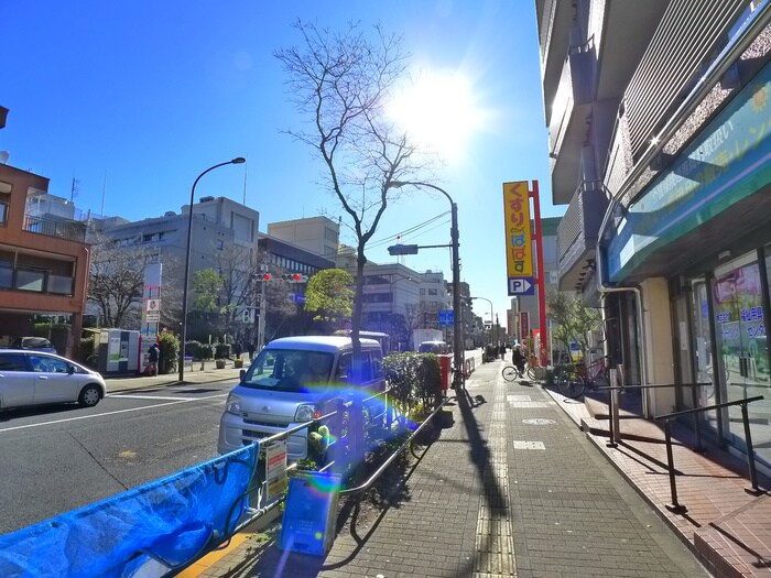 リバ－コ－トの物件外観写真