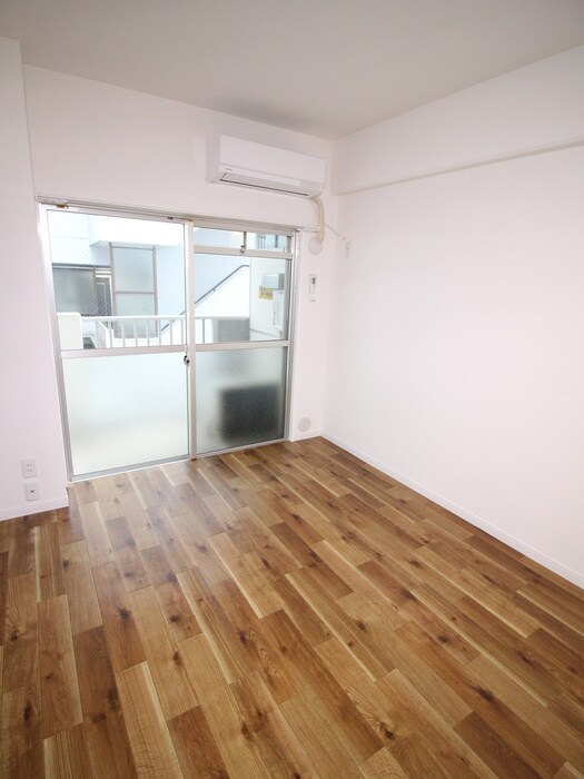 ジュネシオンＭＩＴＳＵＲＵの物件内観写真