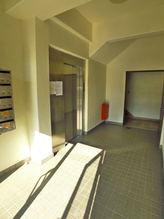 シブヤビルの物件外観写真