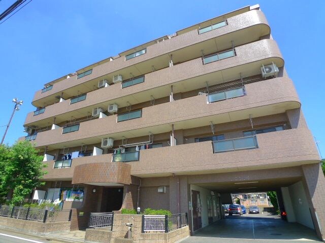 ベルグランデの物件外観写真