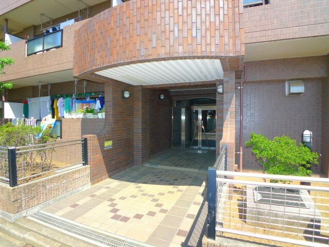 ベルグランデの物件外観写真