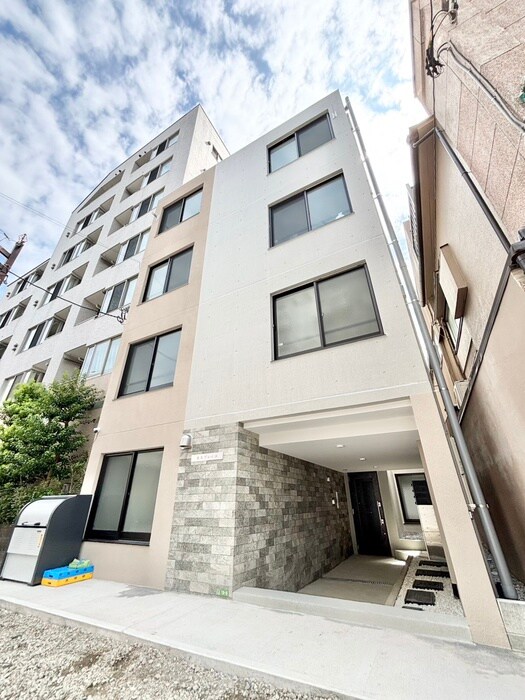 後楽プレイスの物件外観写真