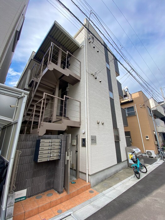 AT EASE東日暮里の物件外観写真