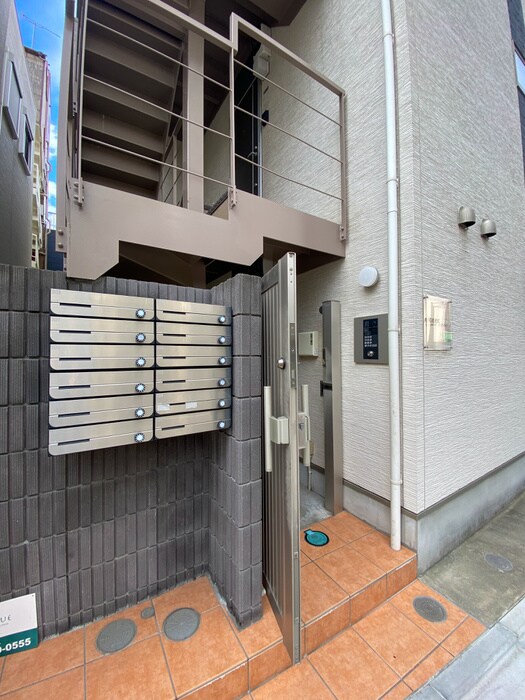 AT EASE東日暮里の物件外観写真