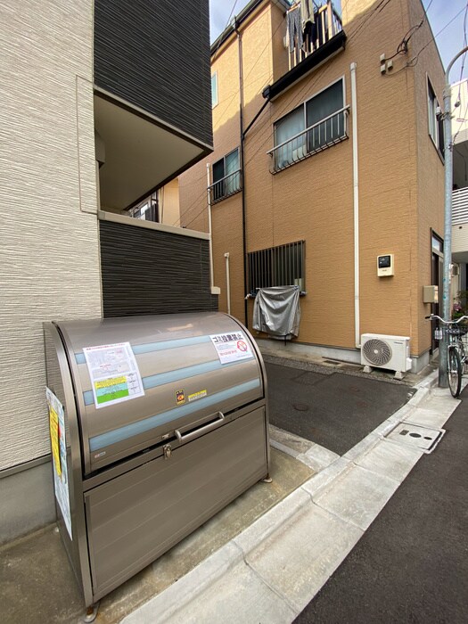 AT EASE東日暮里の物件外観写真