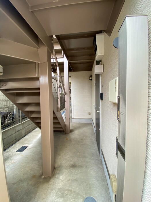 AT EASE東日暮里の物件外観写真