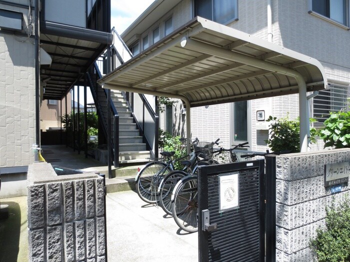 グリ－ンエイトの物件外観写真