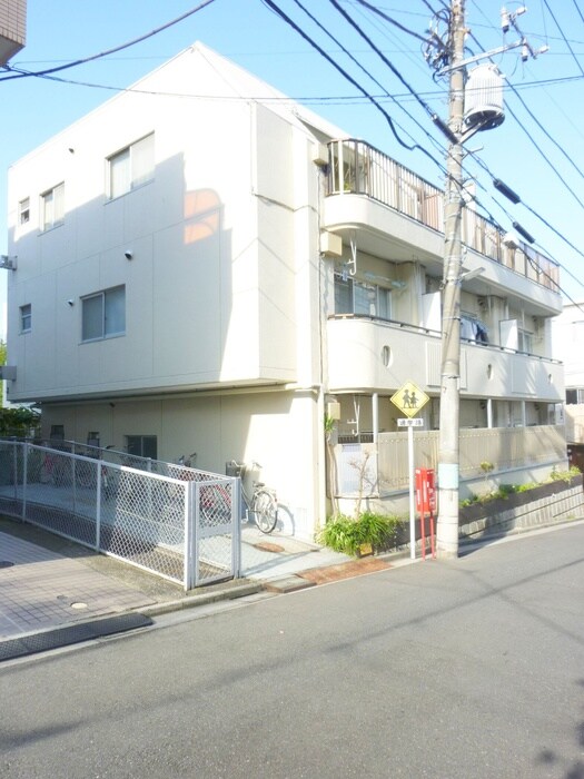 セレンティ弥生の物件外観写真