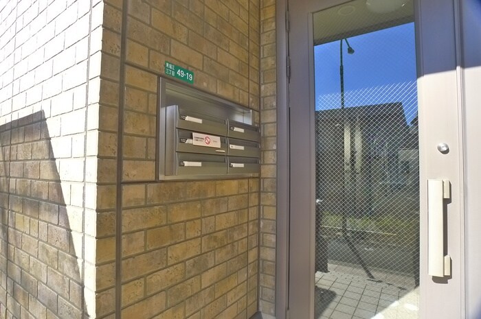 フォ－リ－フ瑞江の物件外観写真