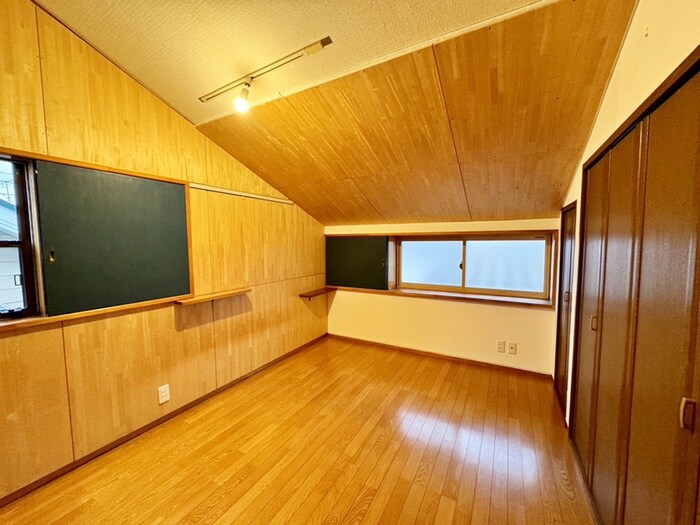 松飛台貸家の物件内観写真