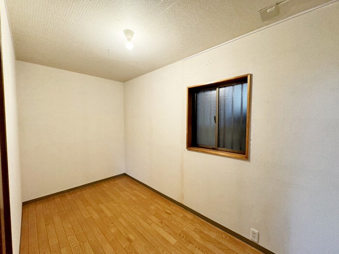 松飛台貸家の物件内観写真